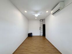 Sennett Estate (D13), Terrace #568280821